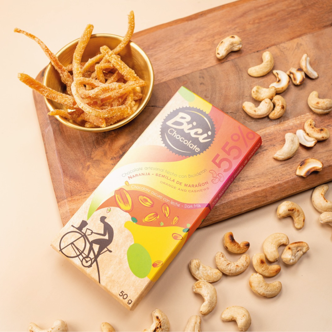 Barra Chocolate Bici Naranja- semillas de marañón 55%